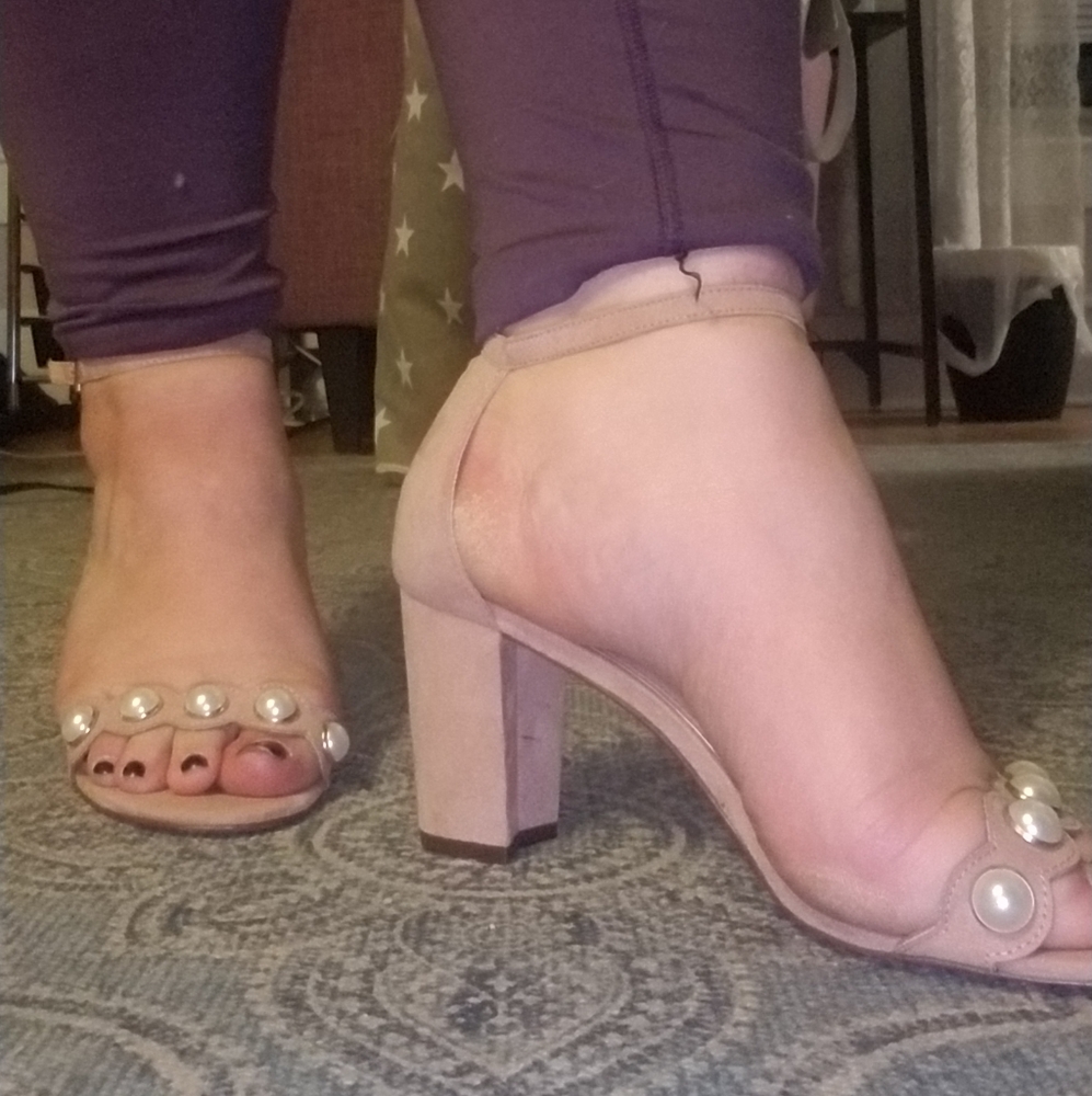 Jessica Simpson pearled highheels - Picture 6 of 6